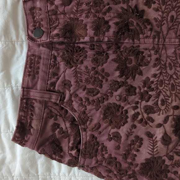 Free People | Embroidered Shorts | 25 - Picture 2 of 5